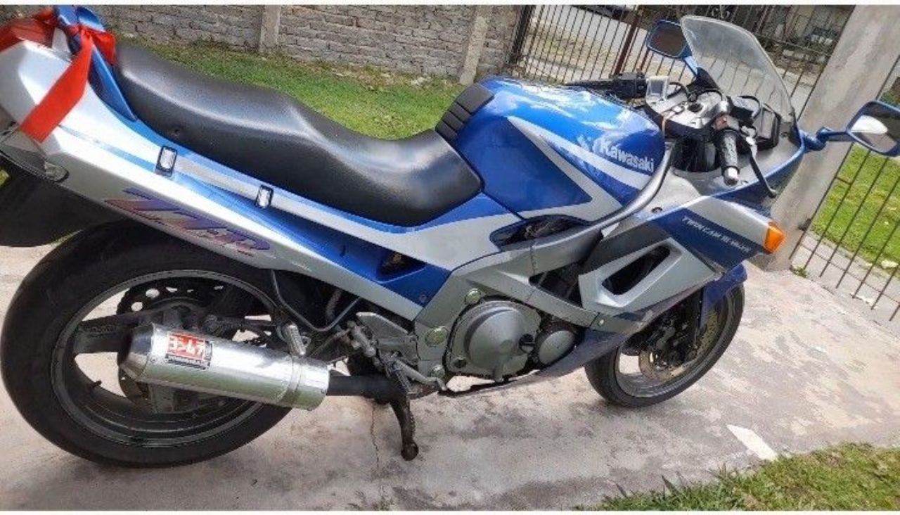 Kawasaki GPX Usada en Buenos Aires, deRuedas