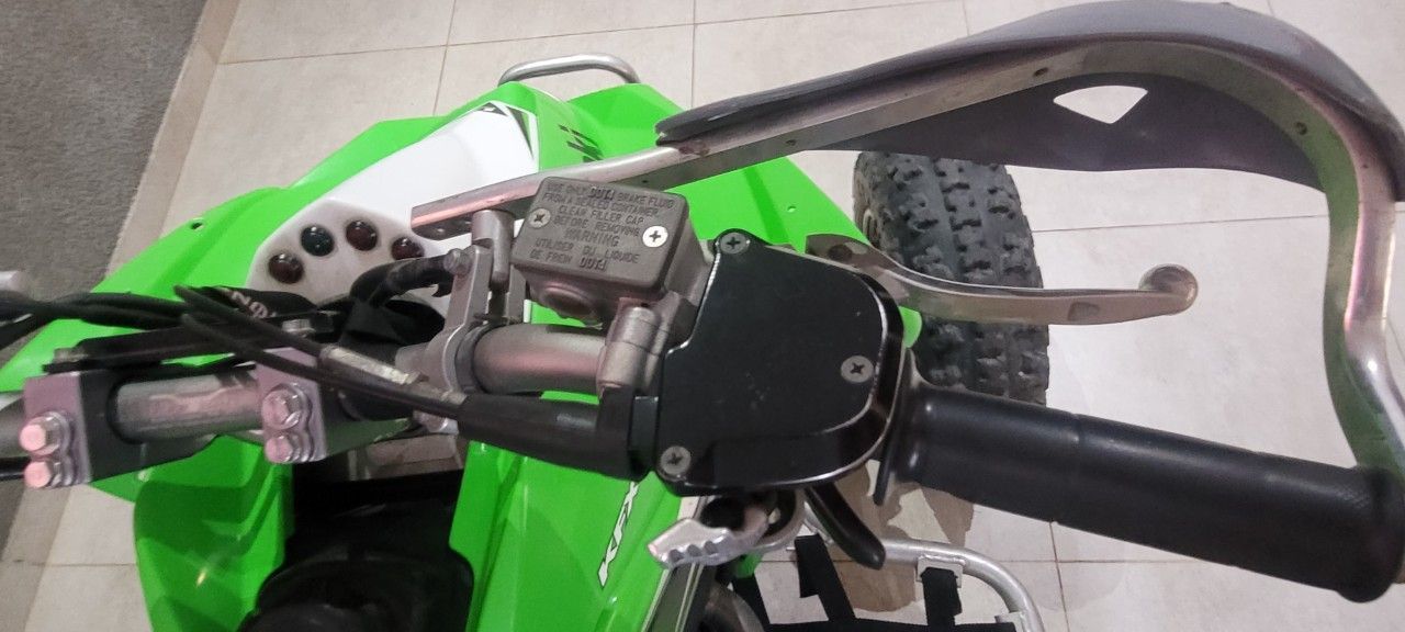 Kawasaki KFX Usado en San Juan, deRuedas