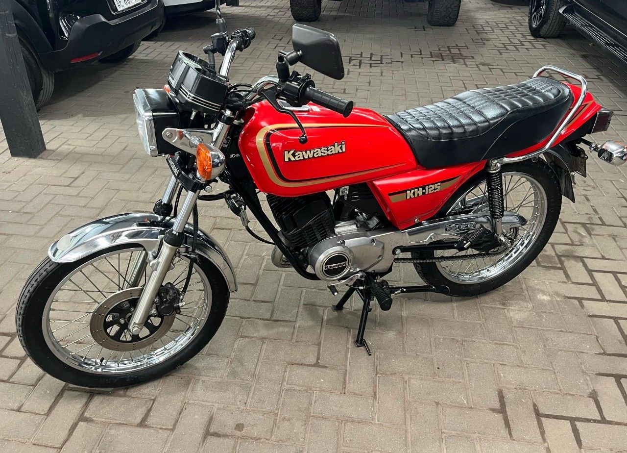Kawasaki KH Usada en Córdoba, deRuedas