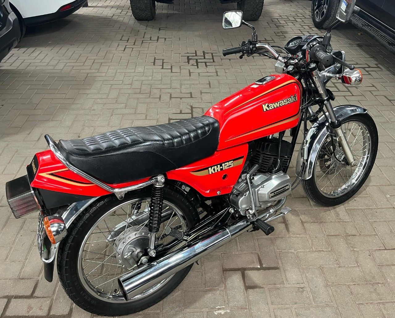 Kawasaki KH Usada en Córdoba, deRuedas