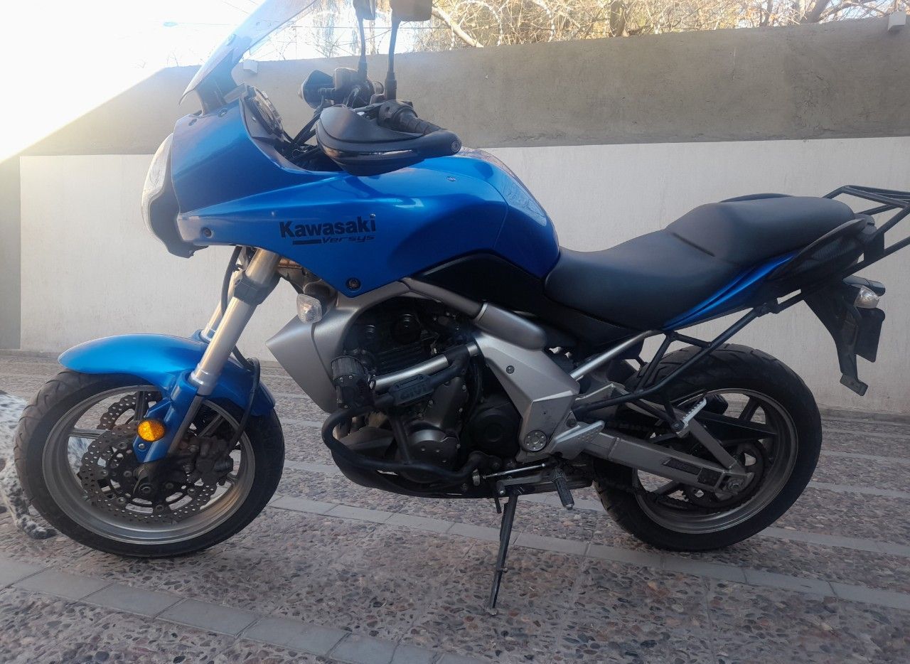 Kawasaki KLE Usada en Mendoza, deRuedas