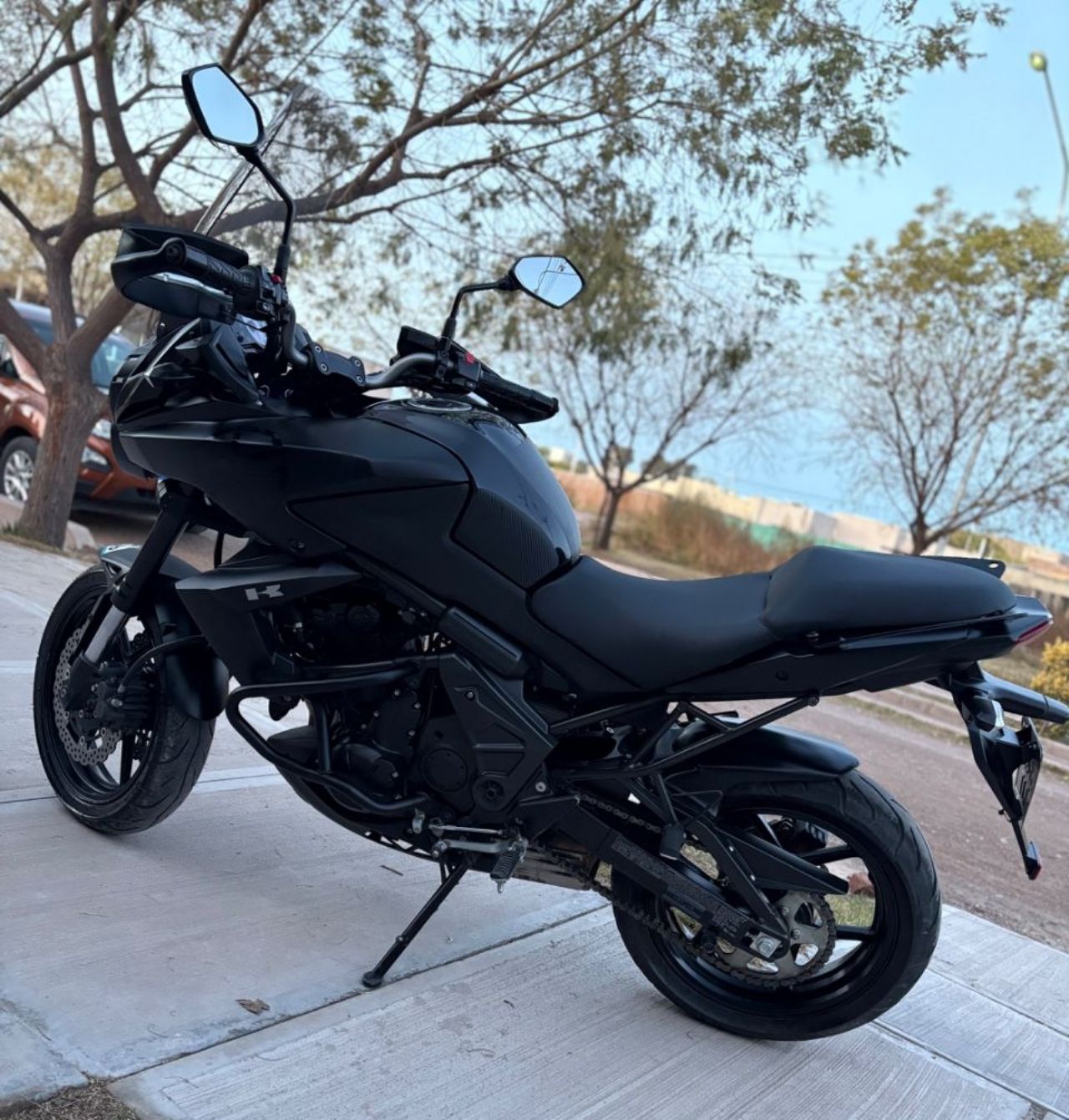 Kawasaki KLE Usada en Mendoza, deRuedas