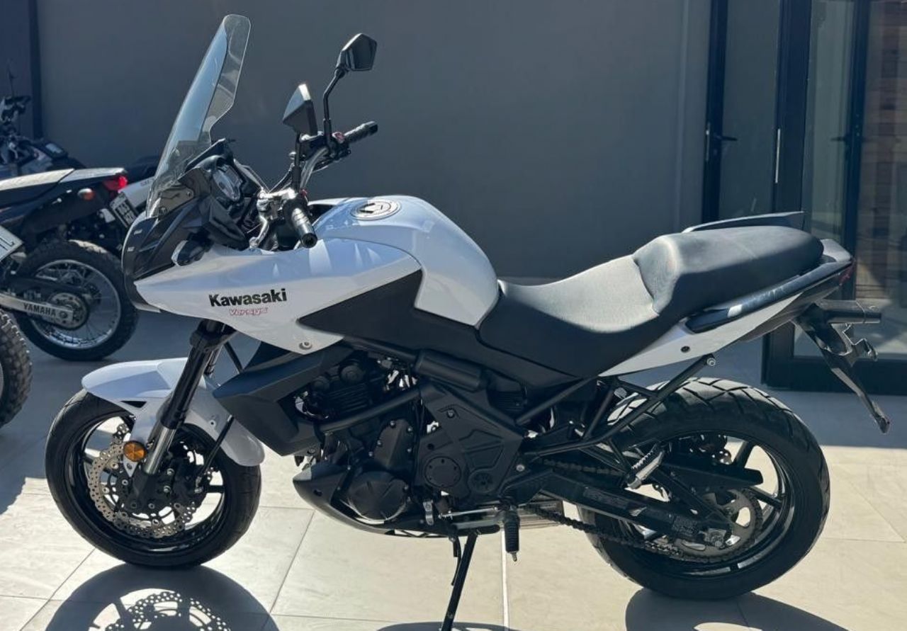 Kawasaki KLE Usada en San Juan, deRuedas