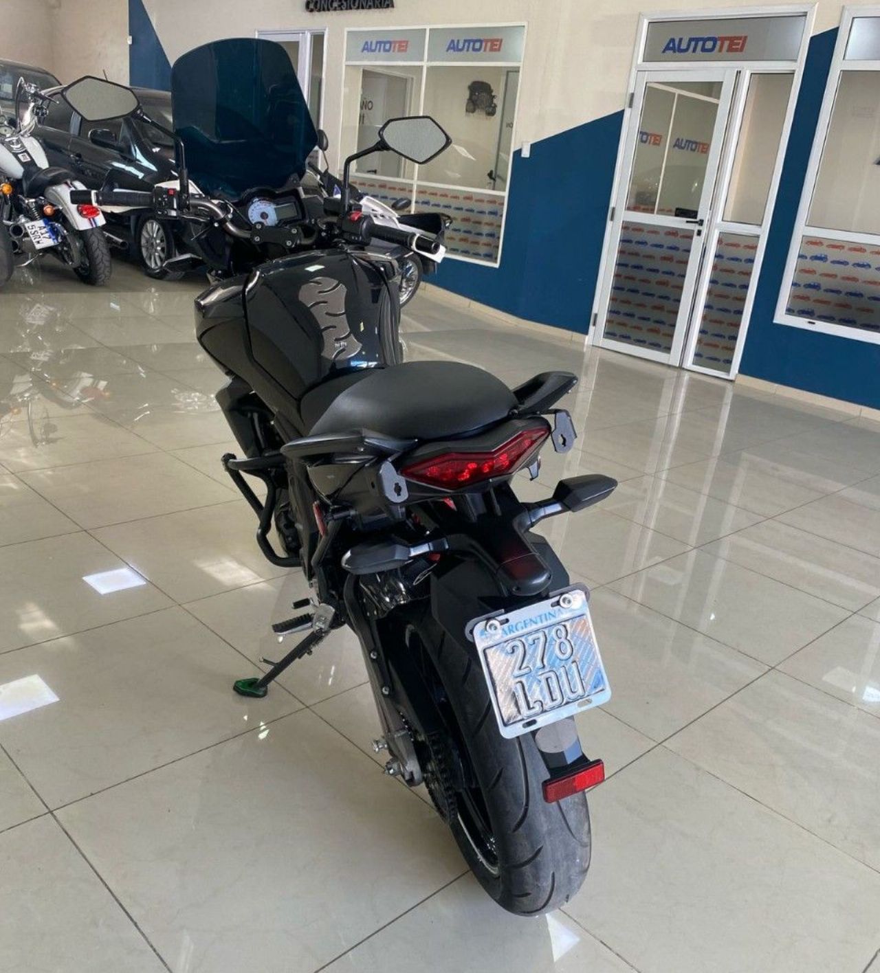 Kawasaki KLE Usada en Córdoba, deRuedas
