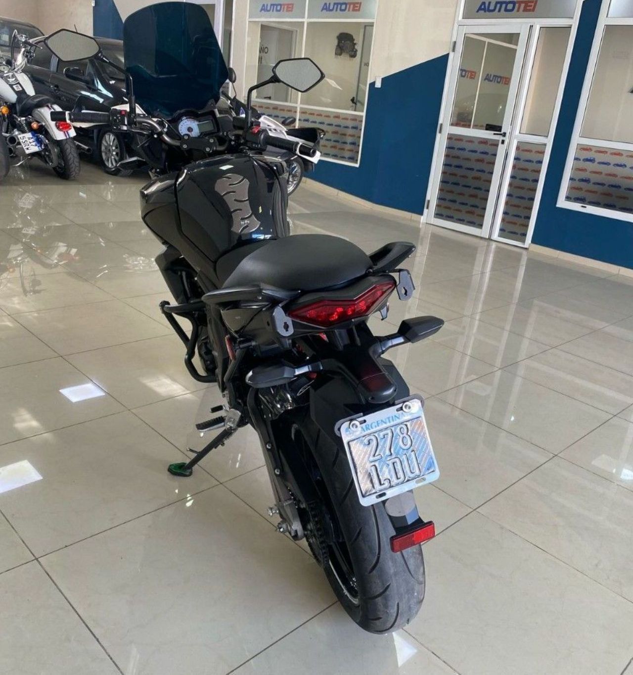 Kawasaki KLE Usada en Córdoba, deRuedas