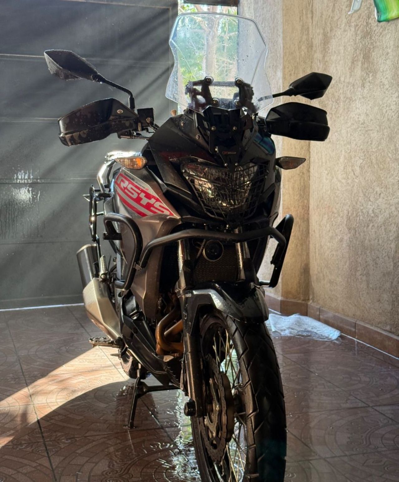 Kawasaki KLE Usada en Mendoza, deRuedas