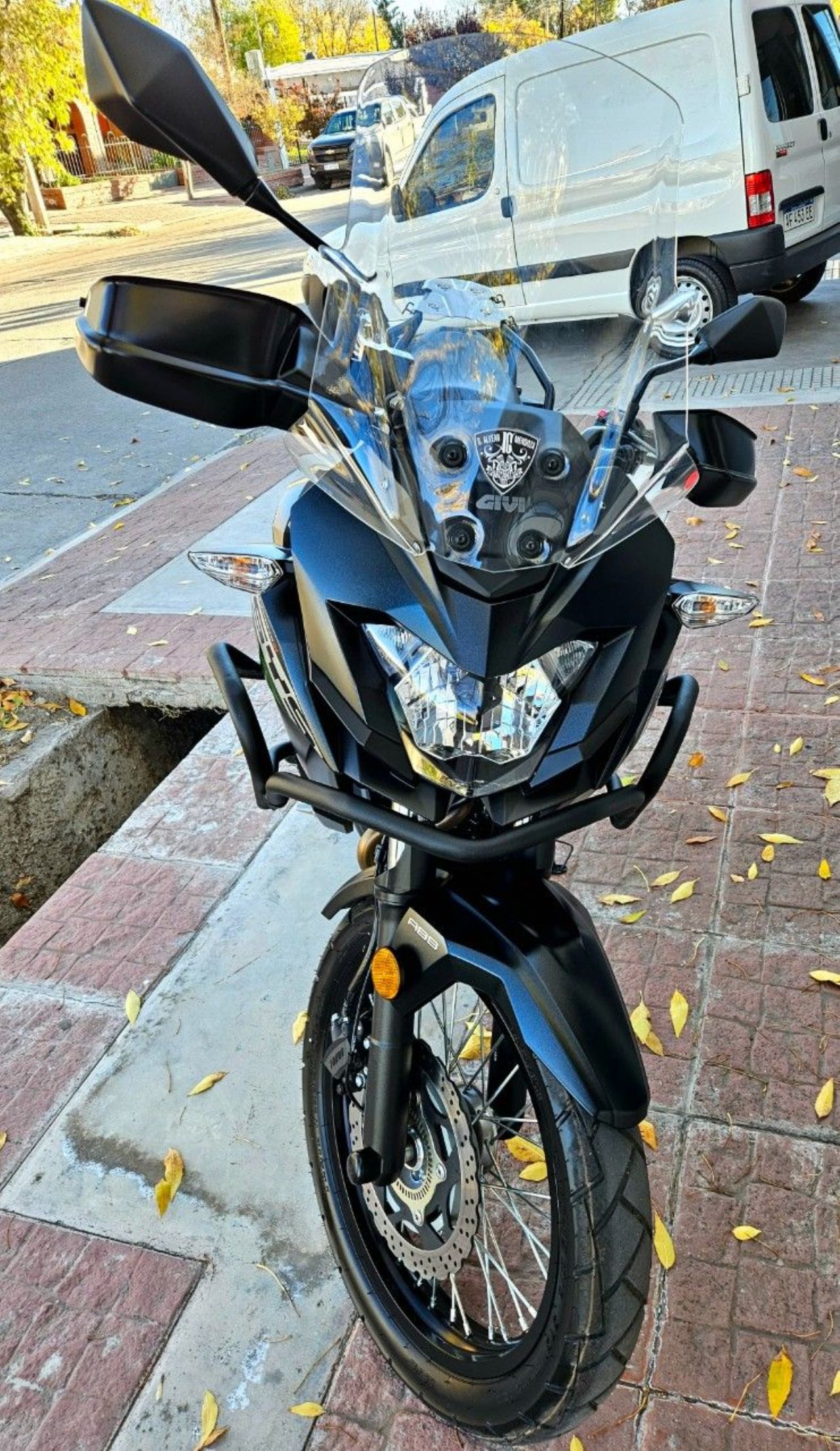 Kawasaki KLE Usada en Mendoza, deRuedas