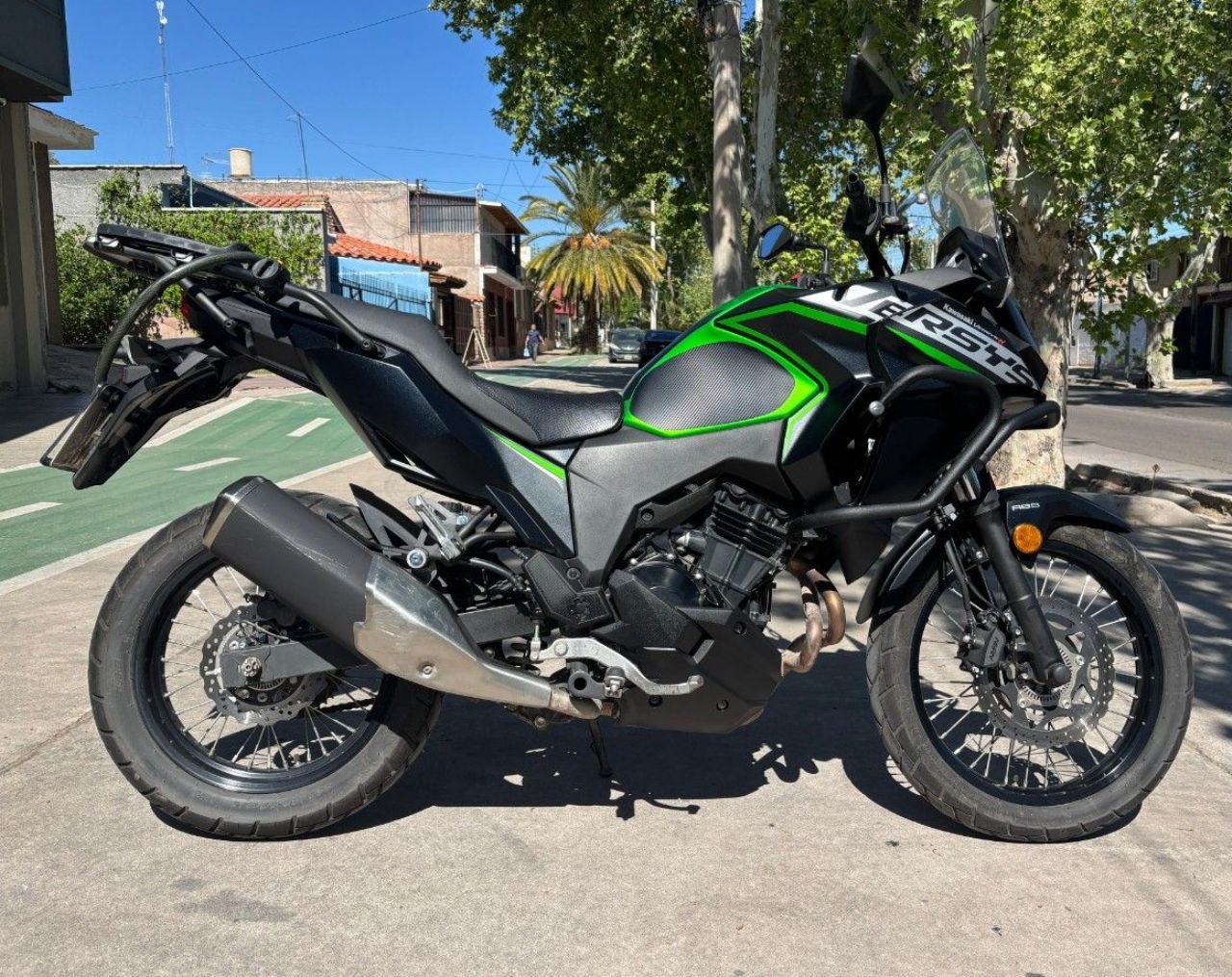 Kawasaki KLE Usada en Mendoza, deRuedas