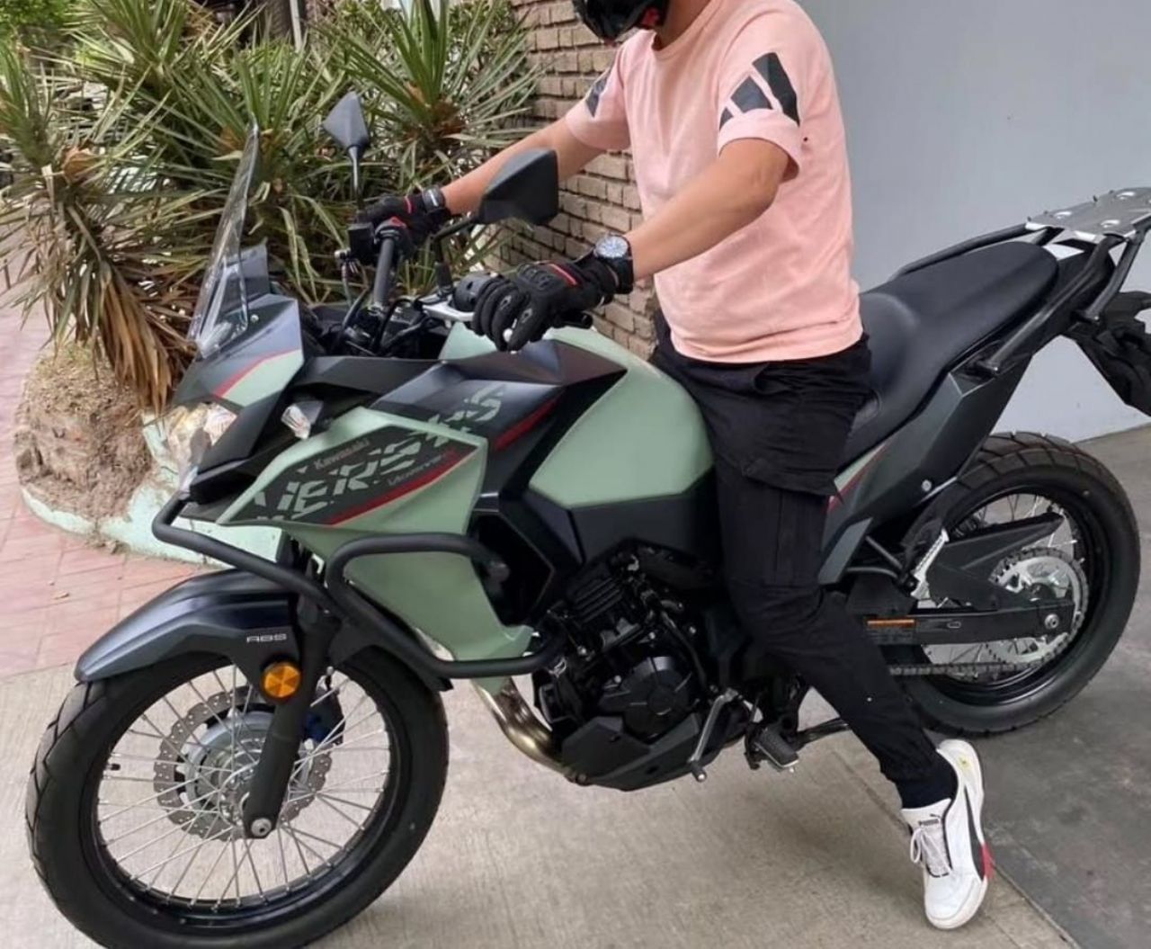 Kawasaki KLE Usada en Mendoza, deRuedas