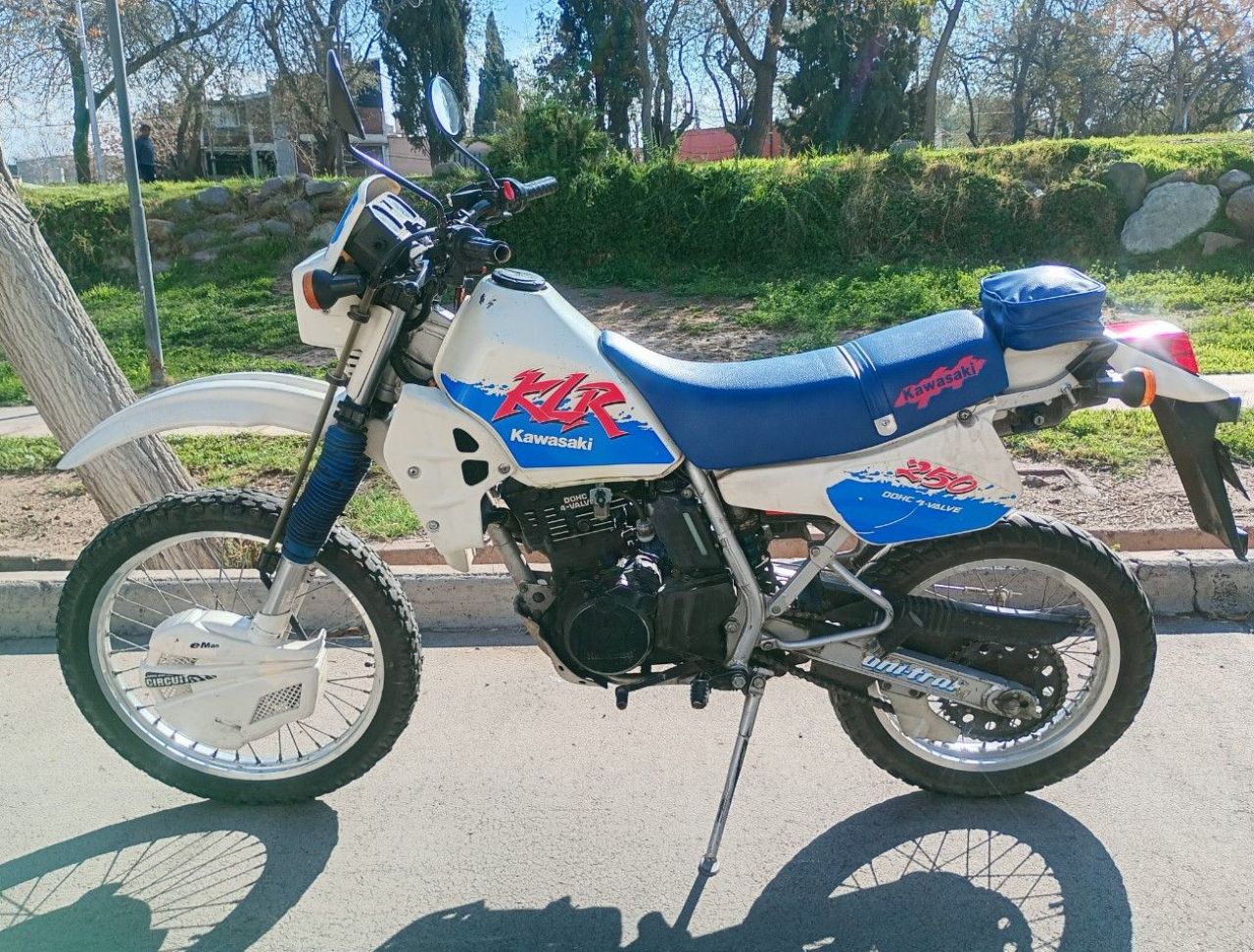 Kawasaki KLR Usada en Mendoza, deRuedas