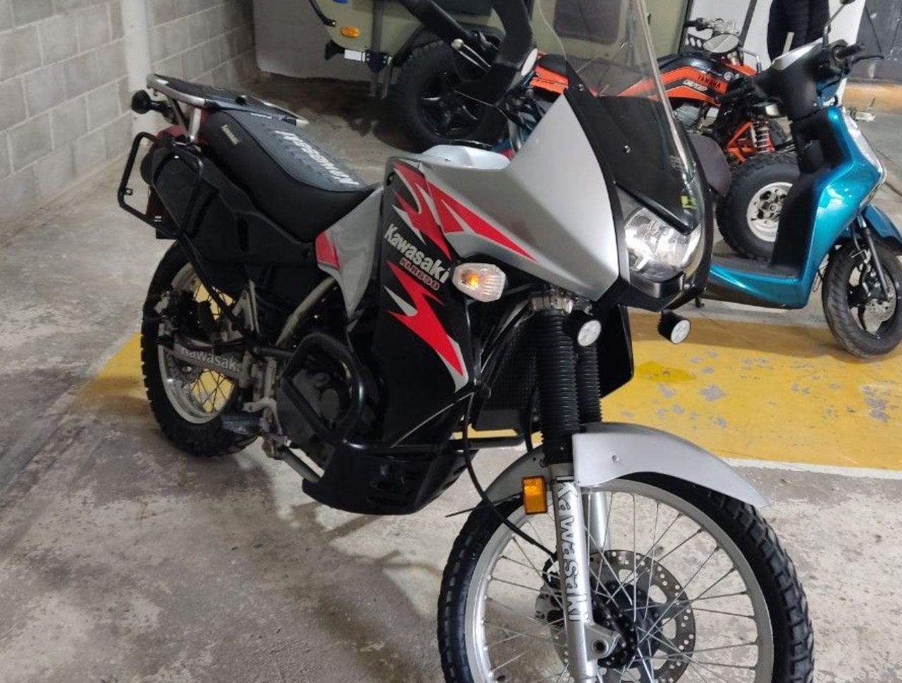 Kawasaki KLR Usada en Córdoba, deRuedas