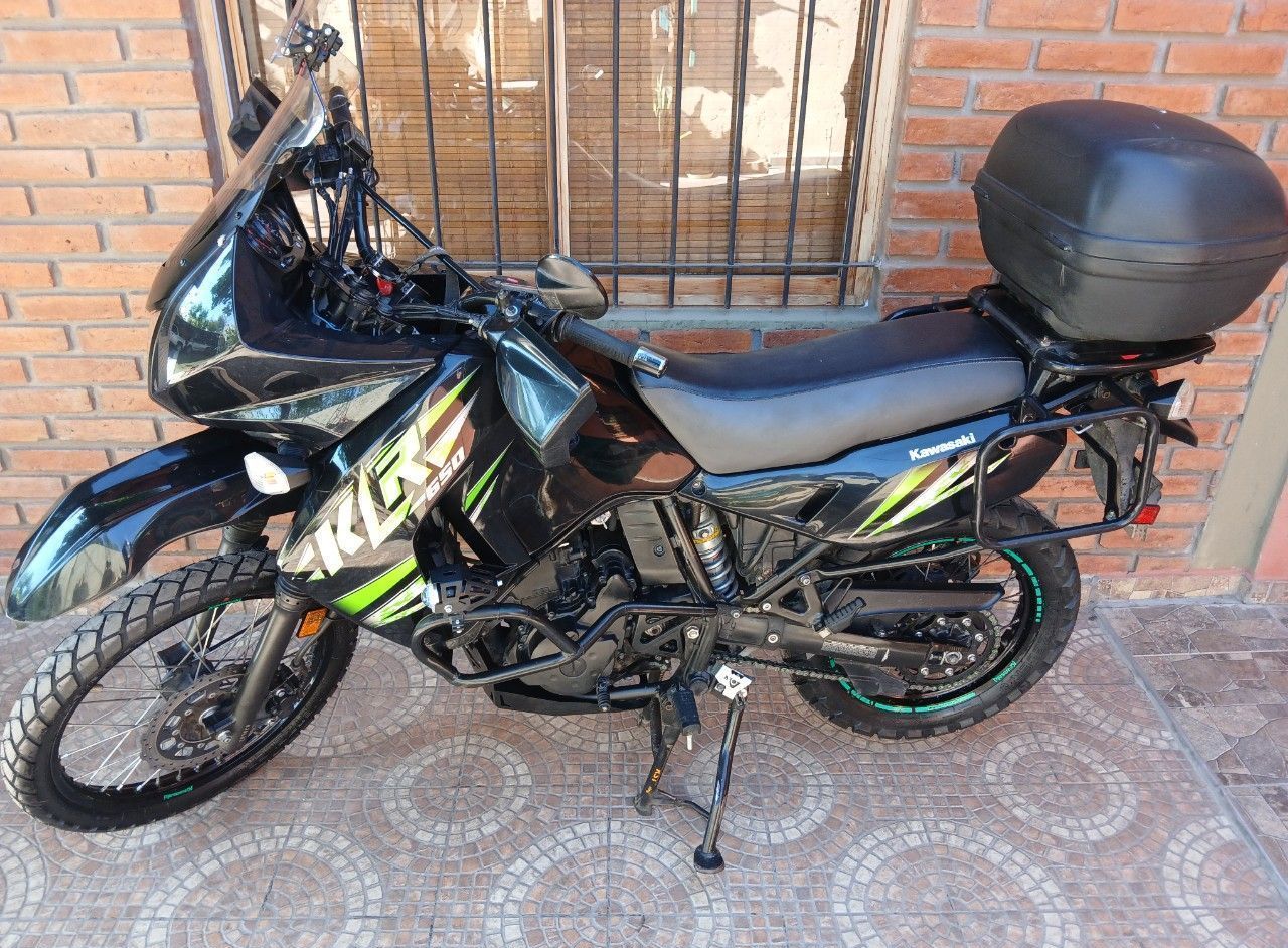 Kawasaki KLR Usada en San Juan, deRuedas