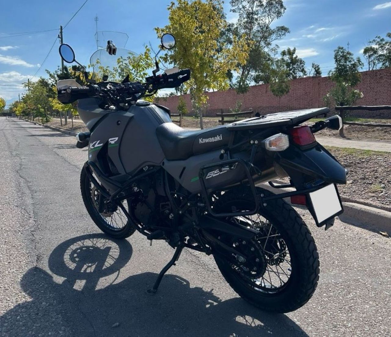 Kawasaki KLR Usada en Mendoza, deRuedas