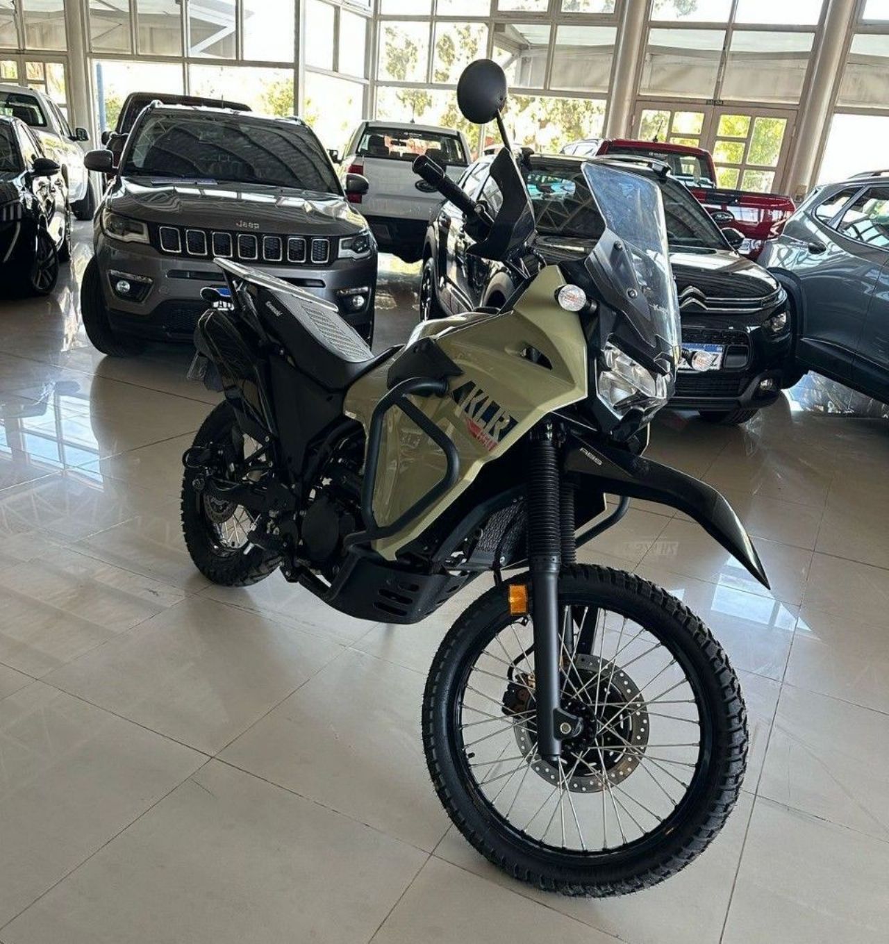 Kawasaki KLR Usada en Mendoza, deRuedas
