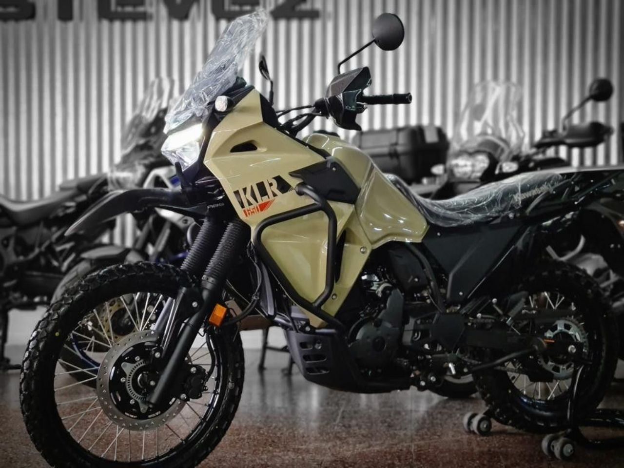 Kawasaki KLR Nueva en Mendoza, deRuedas