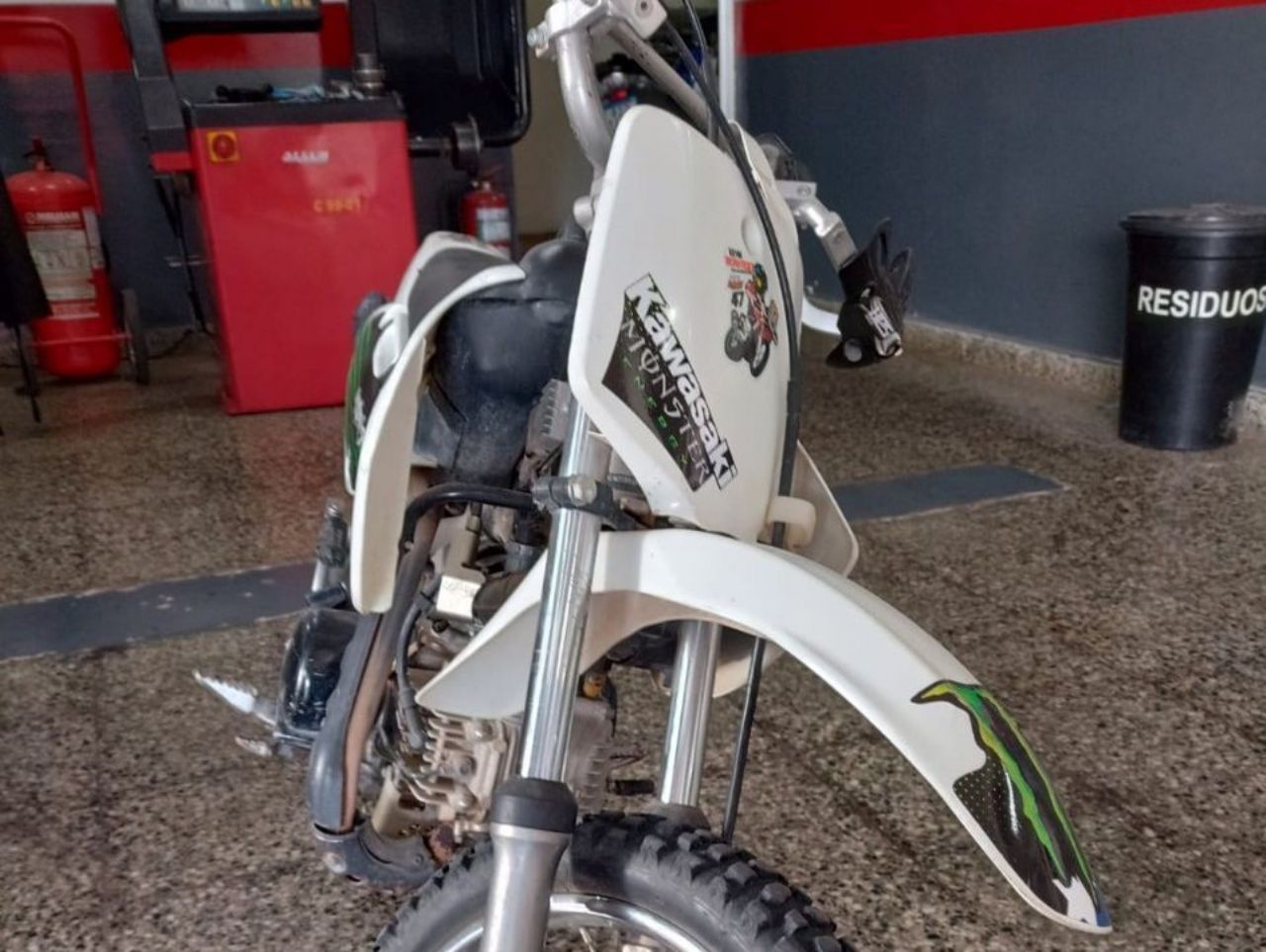 Kawasaki KLX Usada en Mendoza, deRuedas