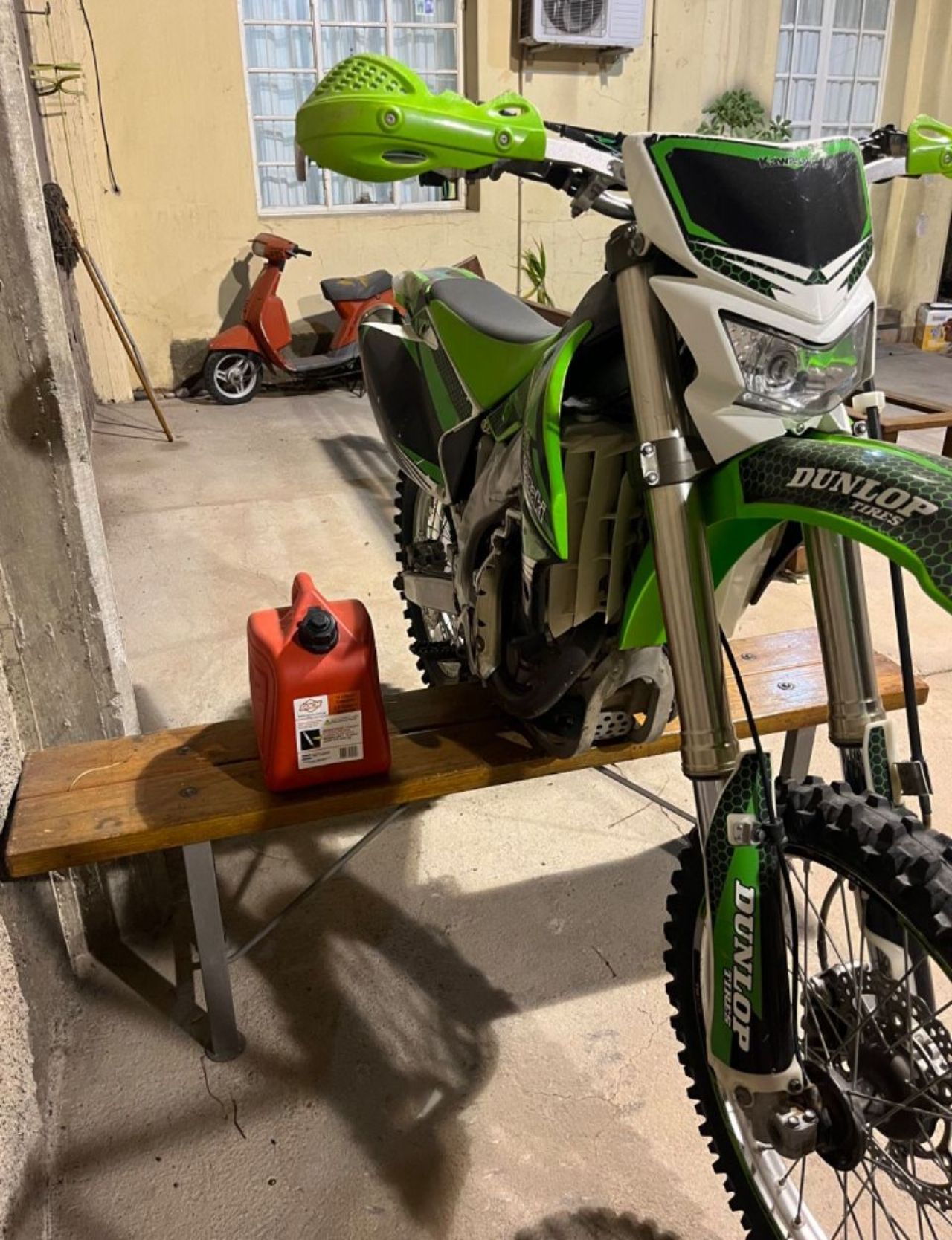 Kawasaki KLX Usada en Mendoza, deRuedas