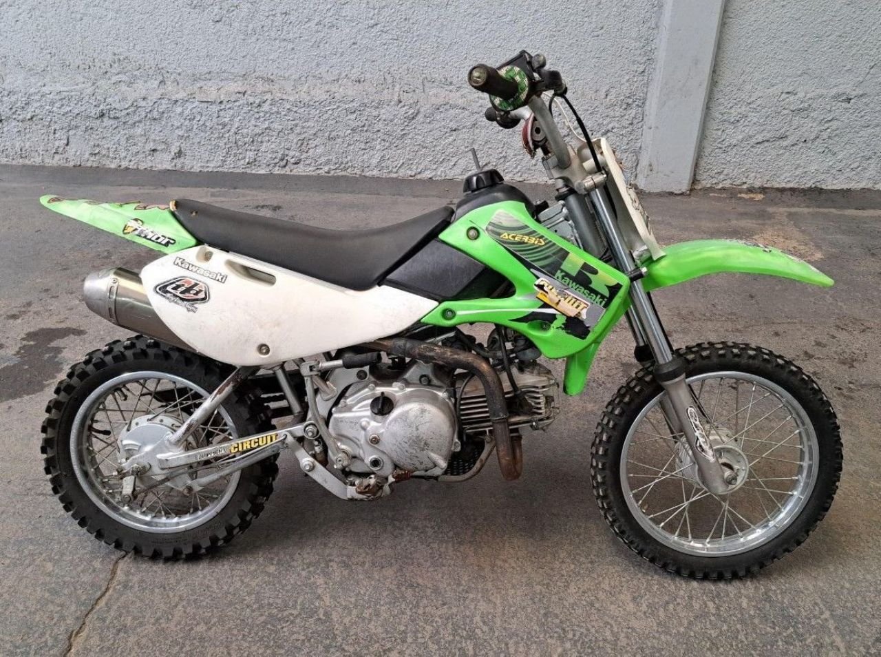 Kawasaki KLX Usada en Mendoza, deRuedas