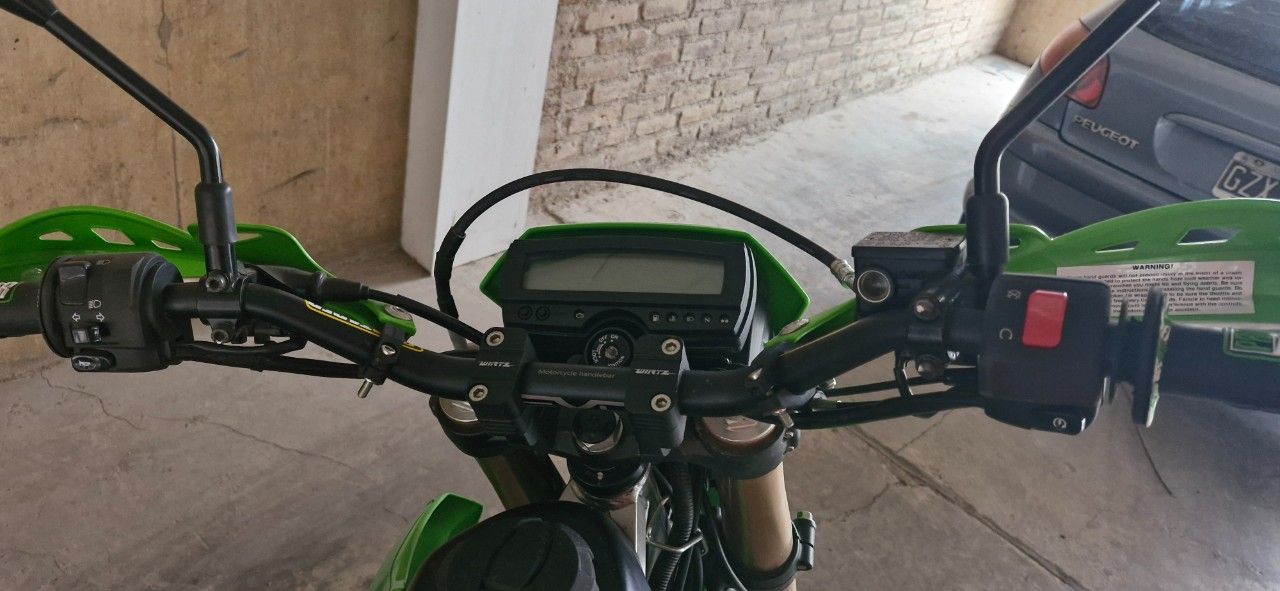 Kawasaki KLX Usada en Mendoza, deRuedas