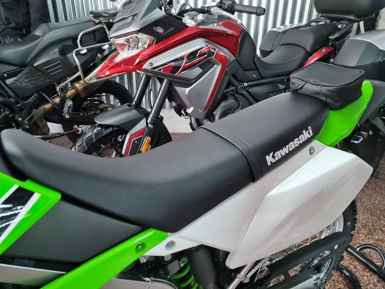 Kawasaki KLX Nueva en Mendoza, deRuedas