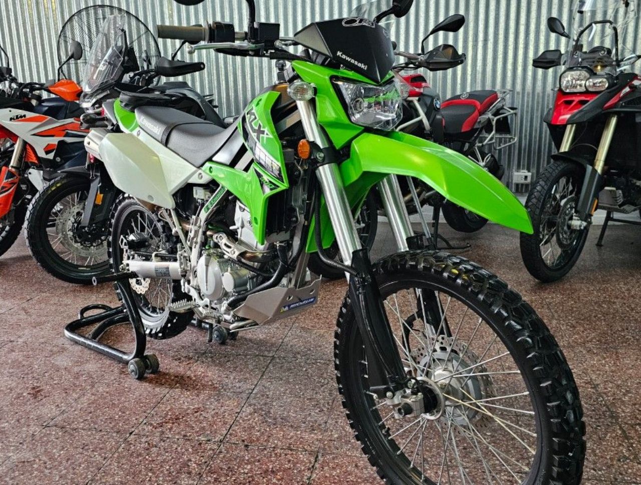 Kawasaki KLX Usada Financiado en Mendoza, deRuedas