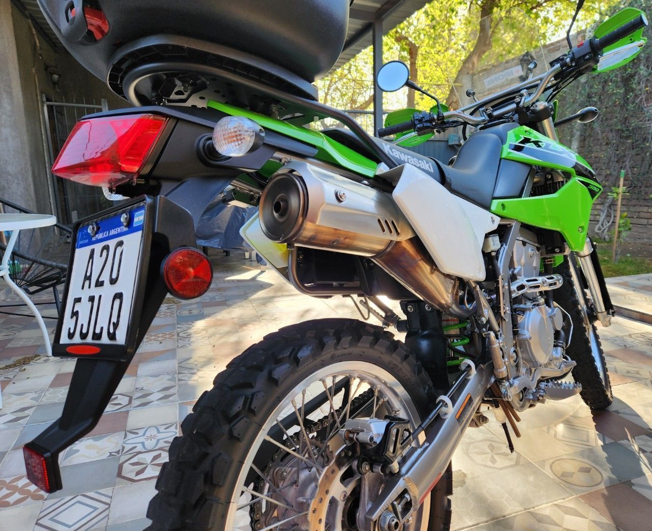 Kawasaki KLX Usada en San Juan, deRuedas