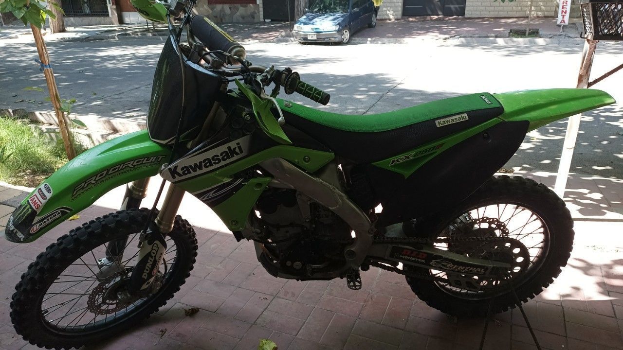 Kawasaki KX Usada en Mendoza, deRuedas