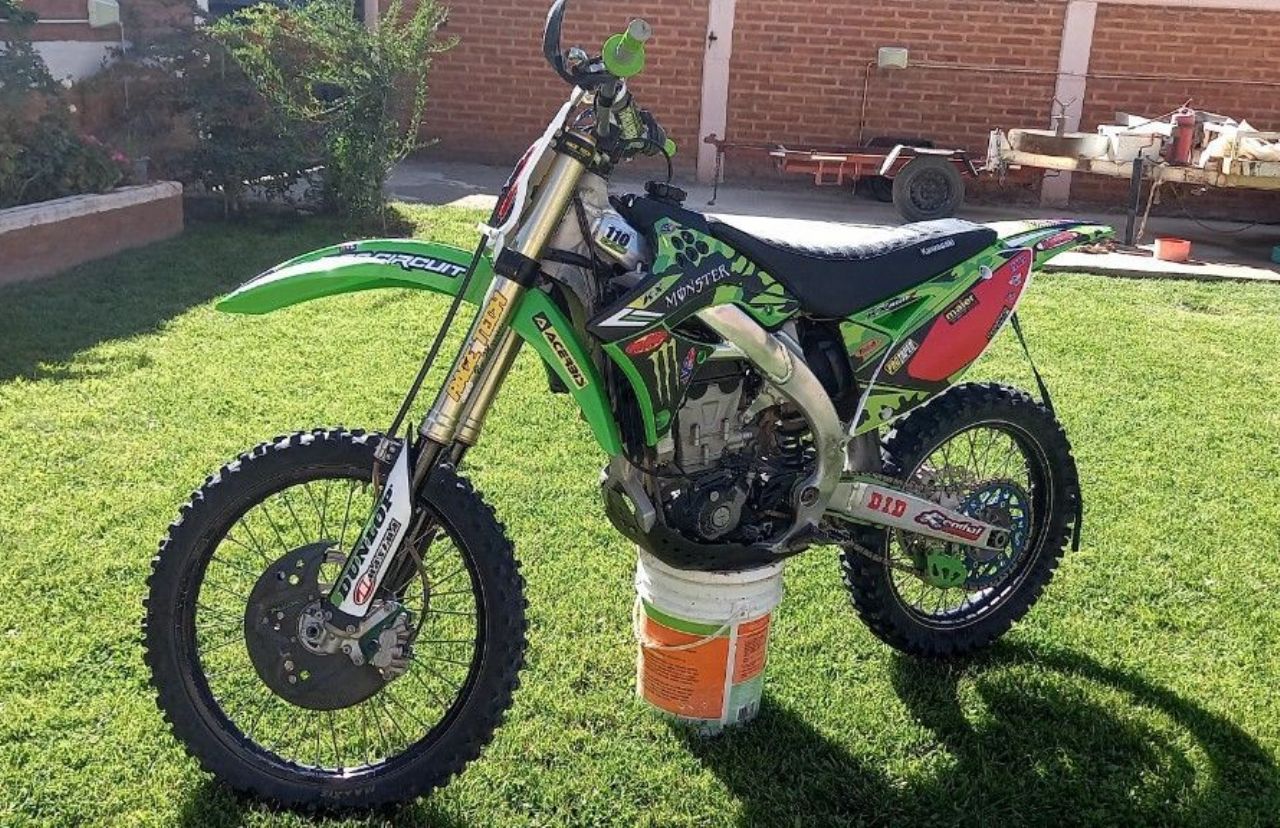 Kawasaki KX Usada en Neuquén, deRuedas