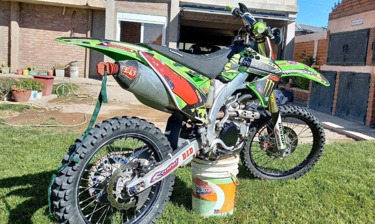 Kawasaki KX Usada en Neuquén, deRuedas