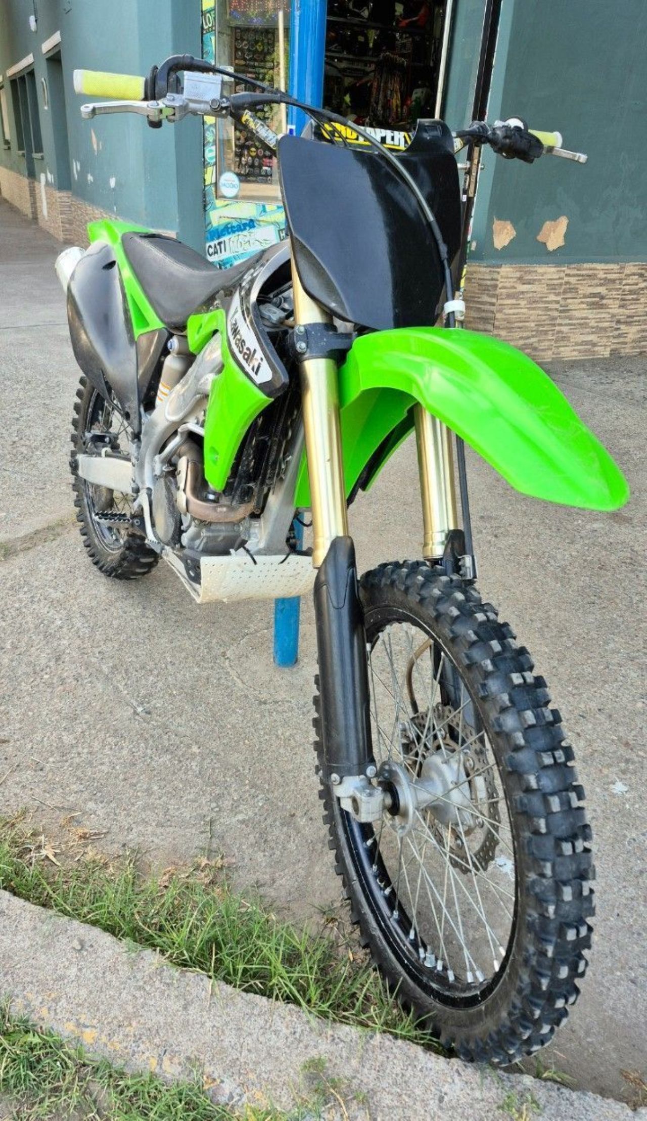 Kawasaki KX Nueva en Mendoza, deRuedas