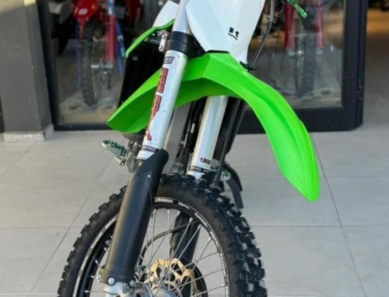 Kawasaki KX Usada en San Juan, deRuedas