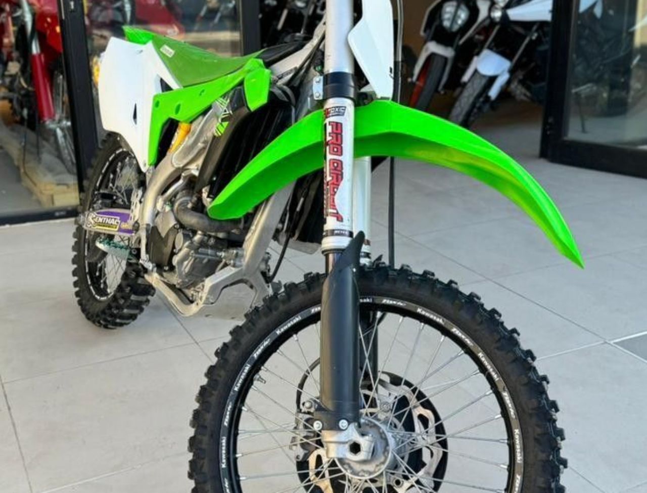 Kawasaki KX Usada en San Juan, deRuedas