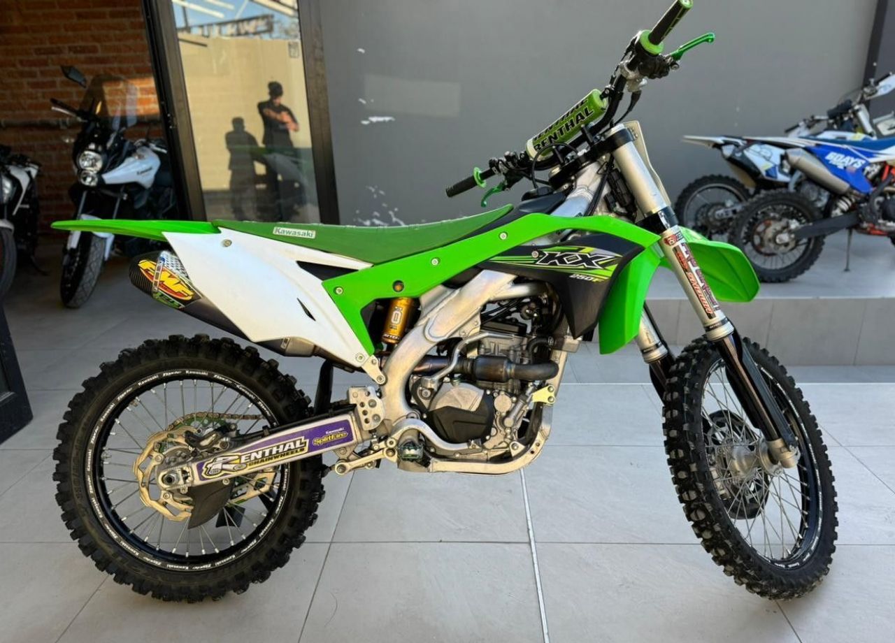 Kawasaki KX Usada en San Juan, deRuedas