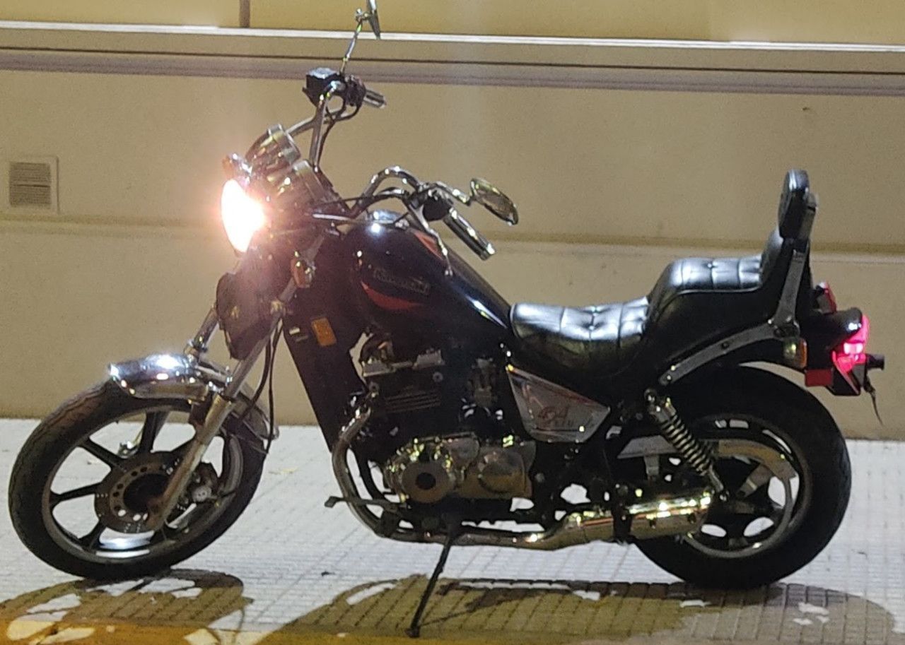 Kawasaki LTD Usada en Buenos Aires, deRuedas