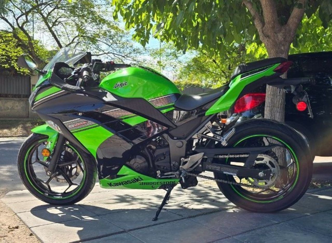 Kawasaki Ninja Usada en Mendoza, deRuedas