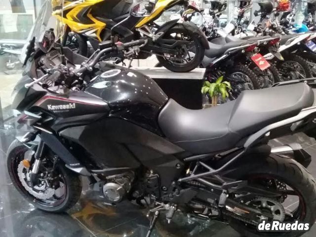 Kawasaki Versys Nueva en Mendoza, deRuedas