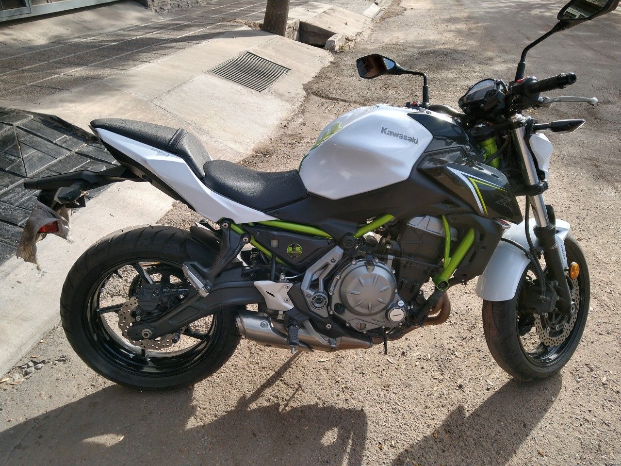 Kawasaki Z Usada en Mendoza, deRuedas