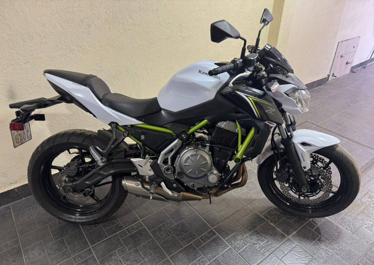 Kawasaki Z Usada en Mendoza, deRuedas