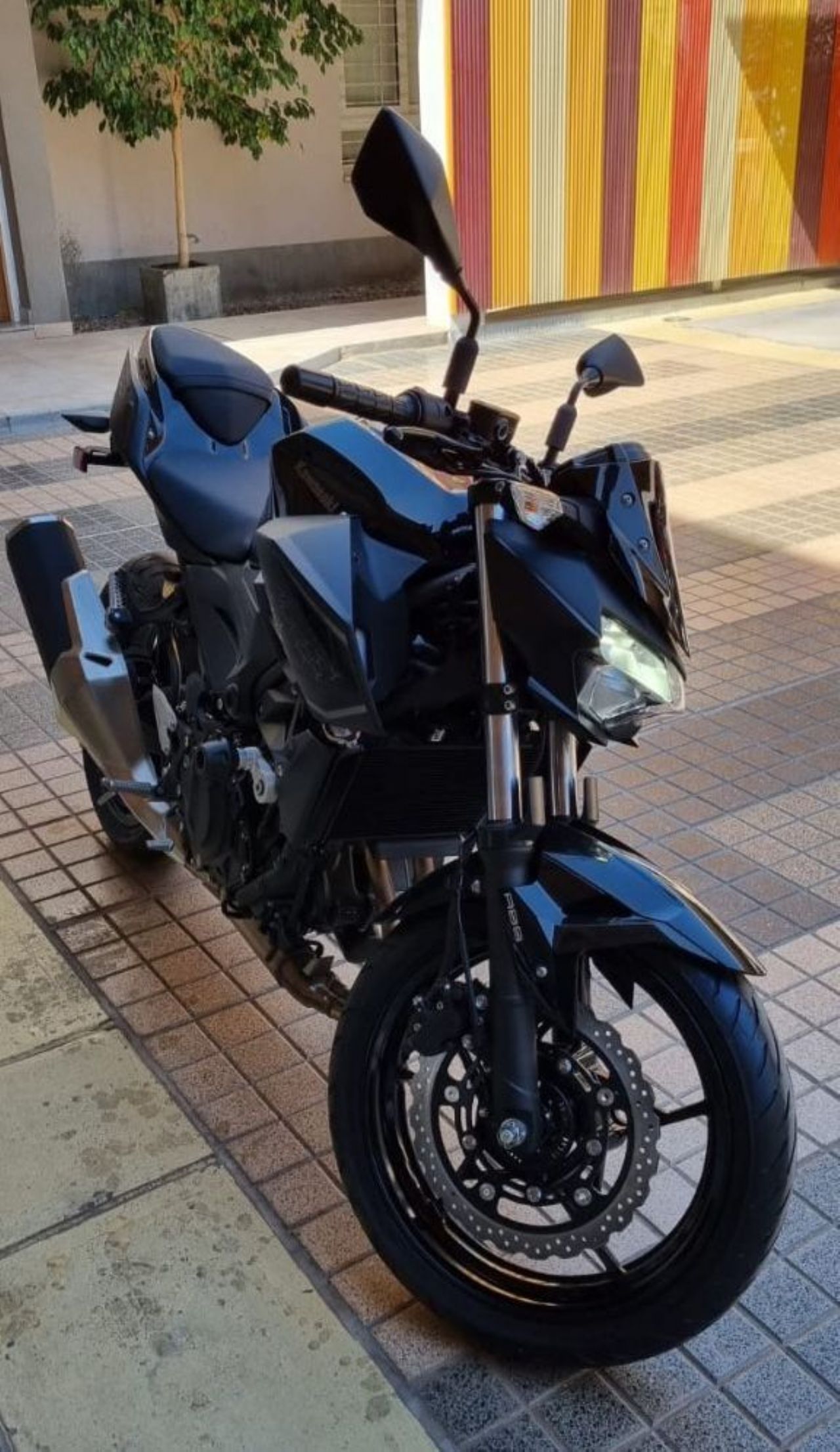 Kawasaki Z Usada en San Juan, deRuedas
