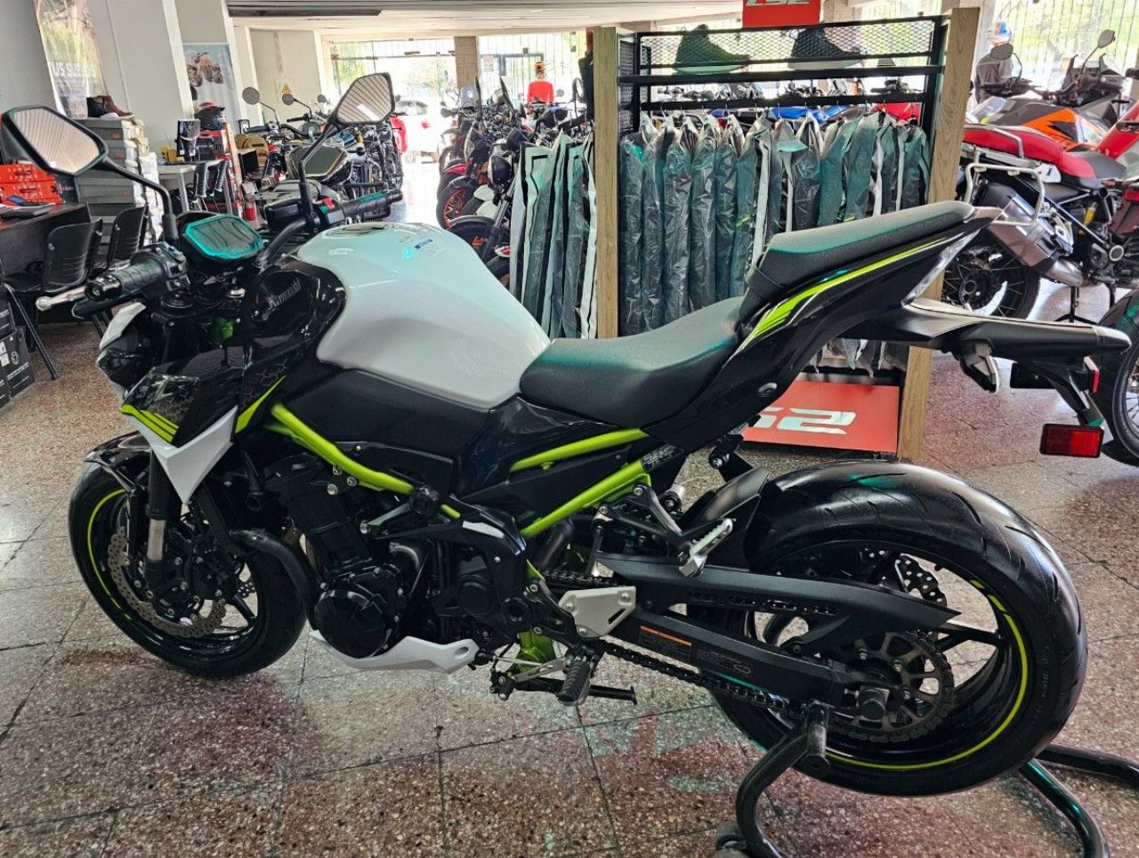 Kawasaki Z Usada en Mendoza, deRuedas
