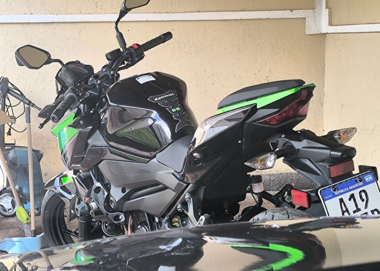 Kawasaki Z Usada en Mendoza, deRuedas
