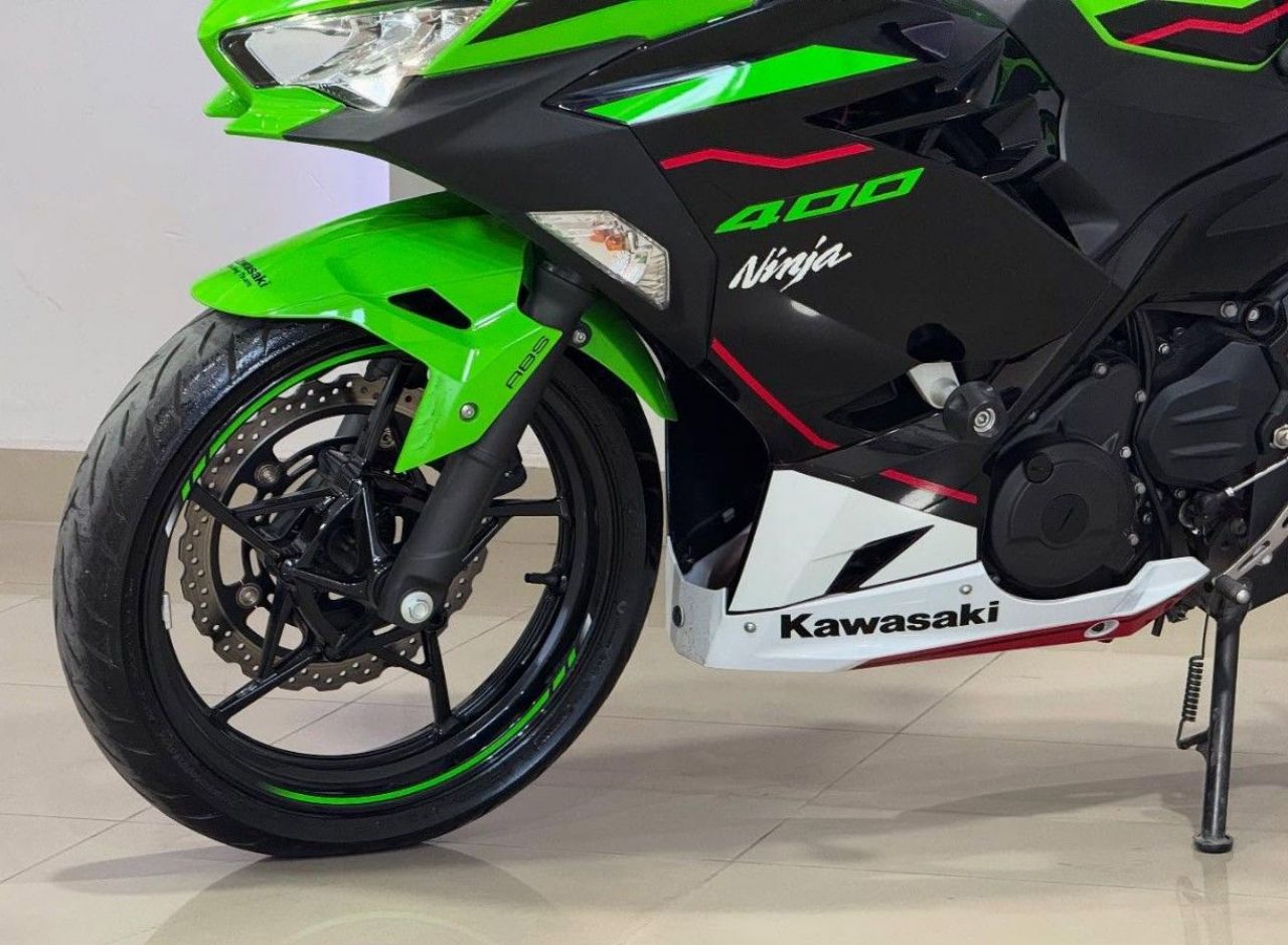 Kawasaki Z Usada Financiado en San Juan, deRuedas