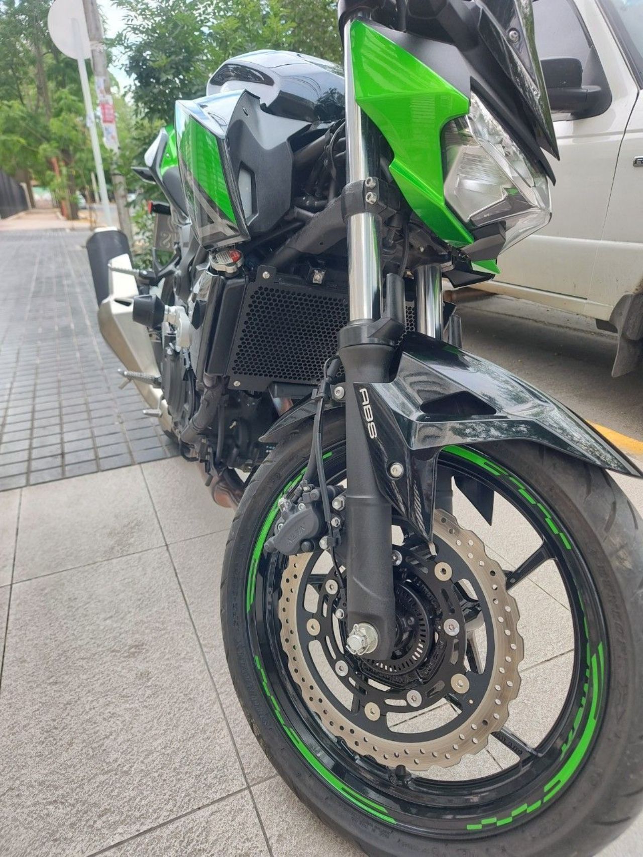 Kawasaki Z Usada en Mendoza, deRuedas