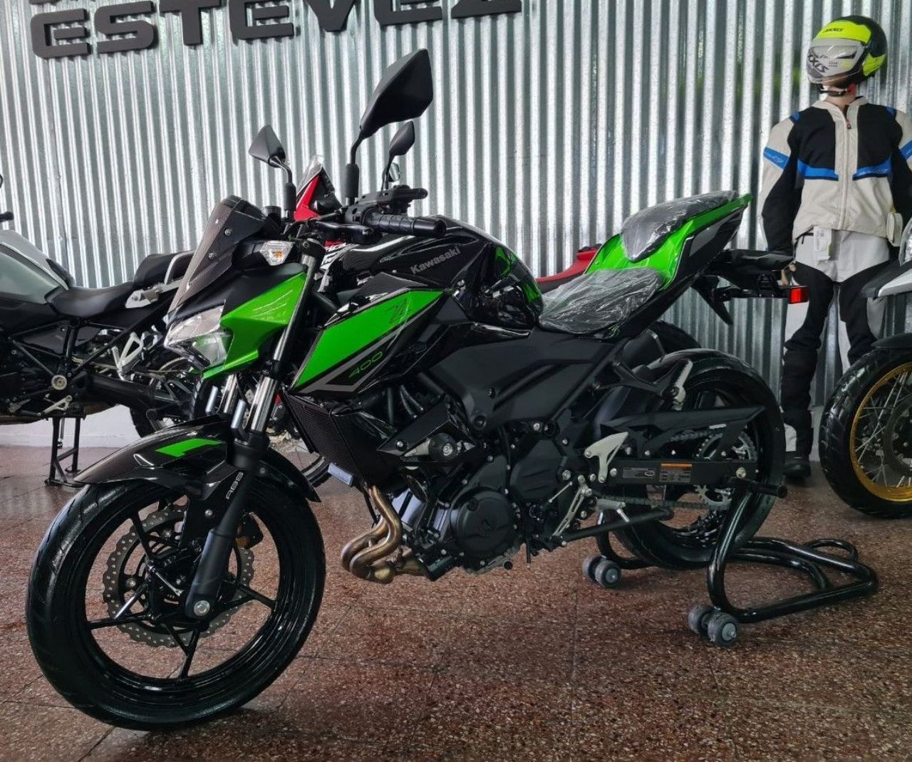 Kawasaki Z Nueva en Mendoza, deRuedas
