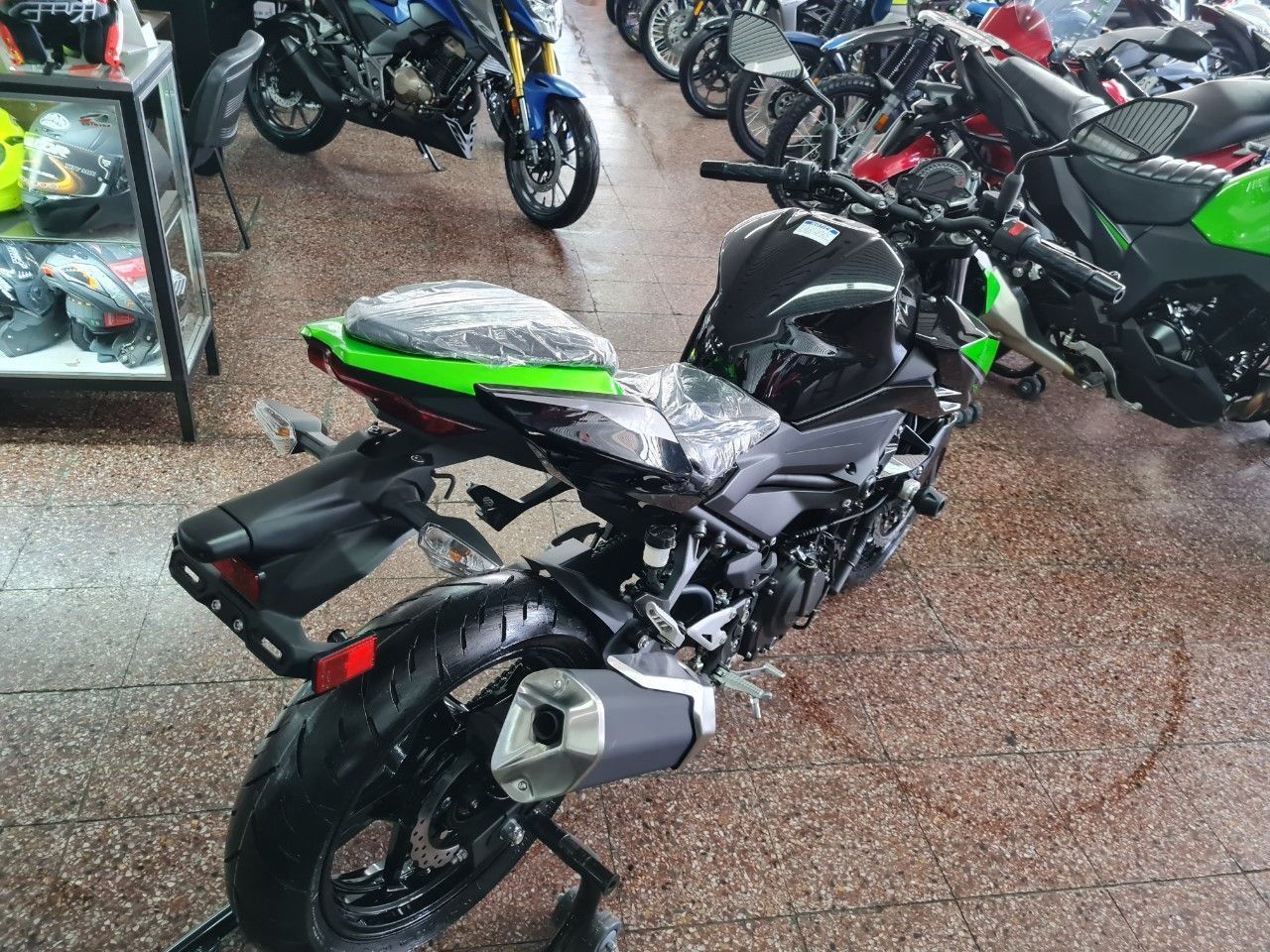 Kawasaki Z Nueva en Mendoza, deRuedas