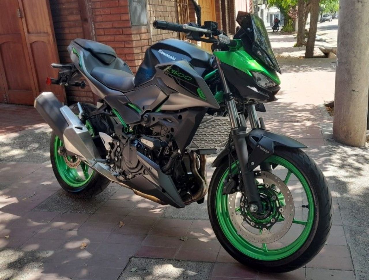 Kawasaki Z Nueva en Mendoza, deRuedas