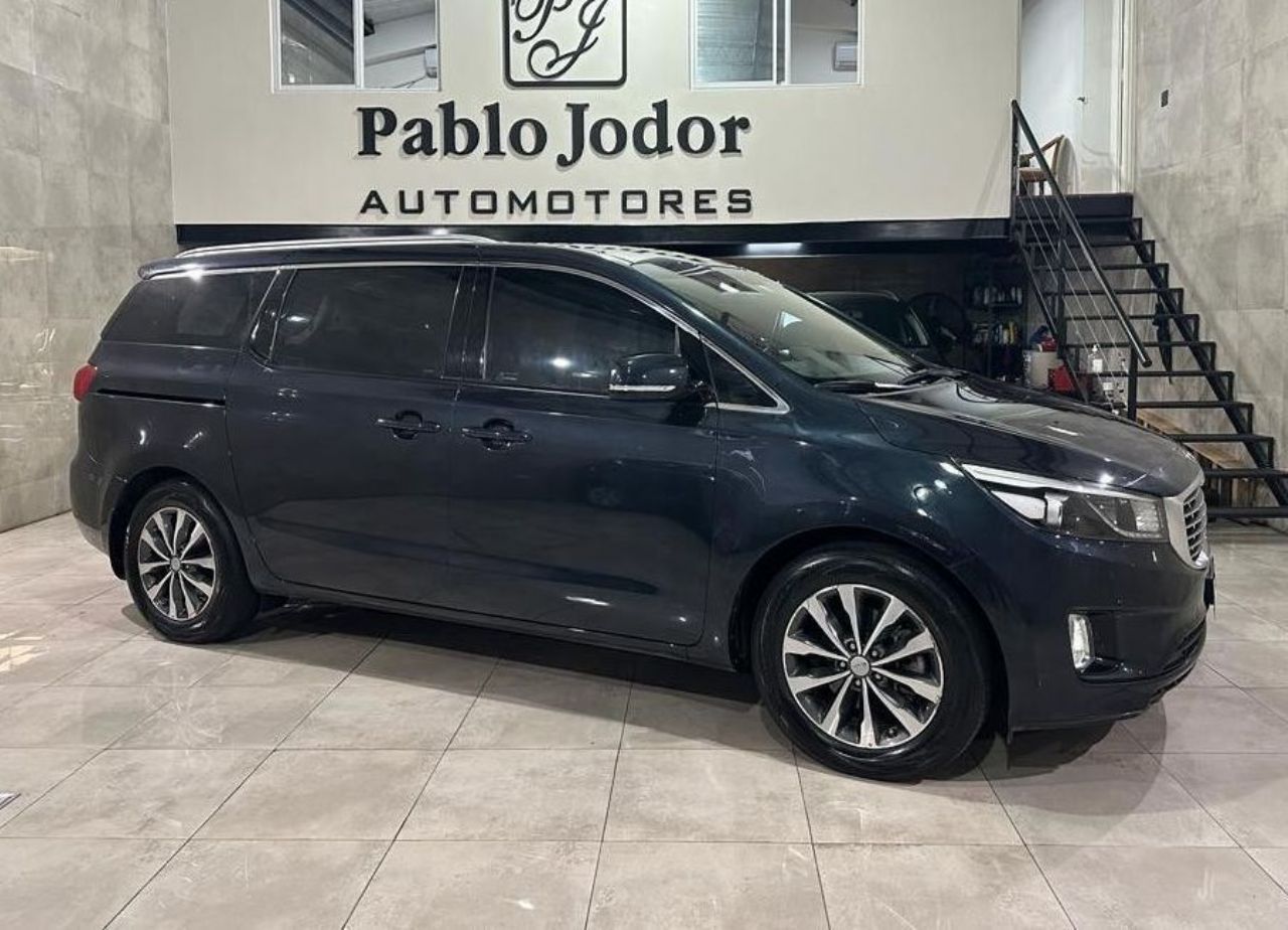Kia Carnival Usado en Buenos Aires, deRuedas