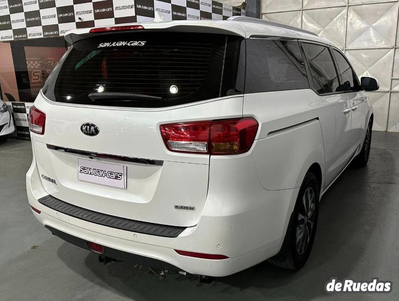 Kia Carnival Usado en San Juan, deRuedas