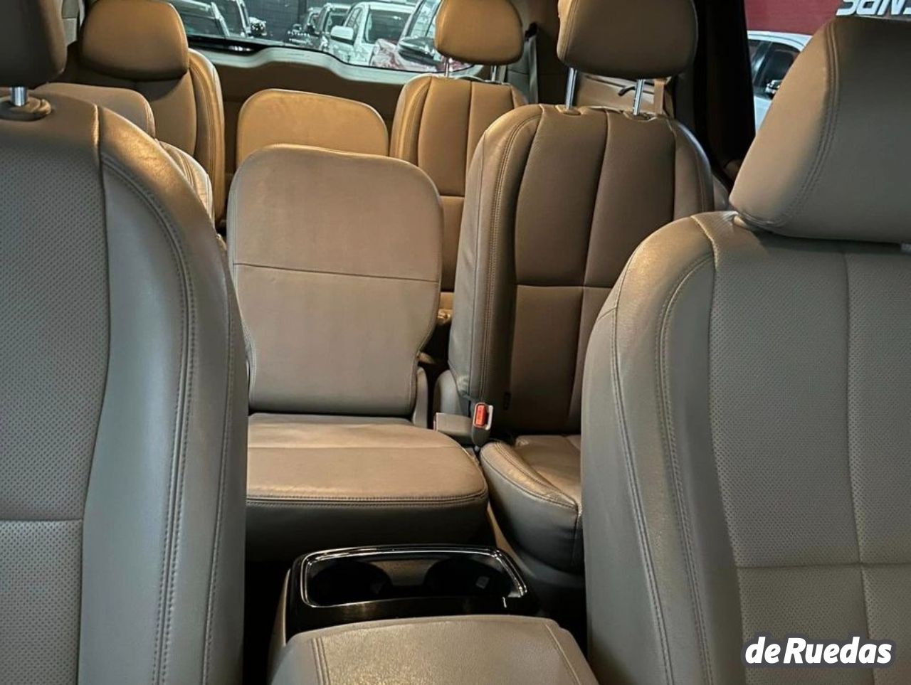 Kia Carnival Usado en San Juan, deRuedas