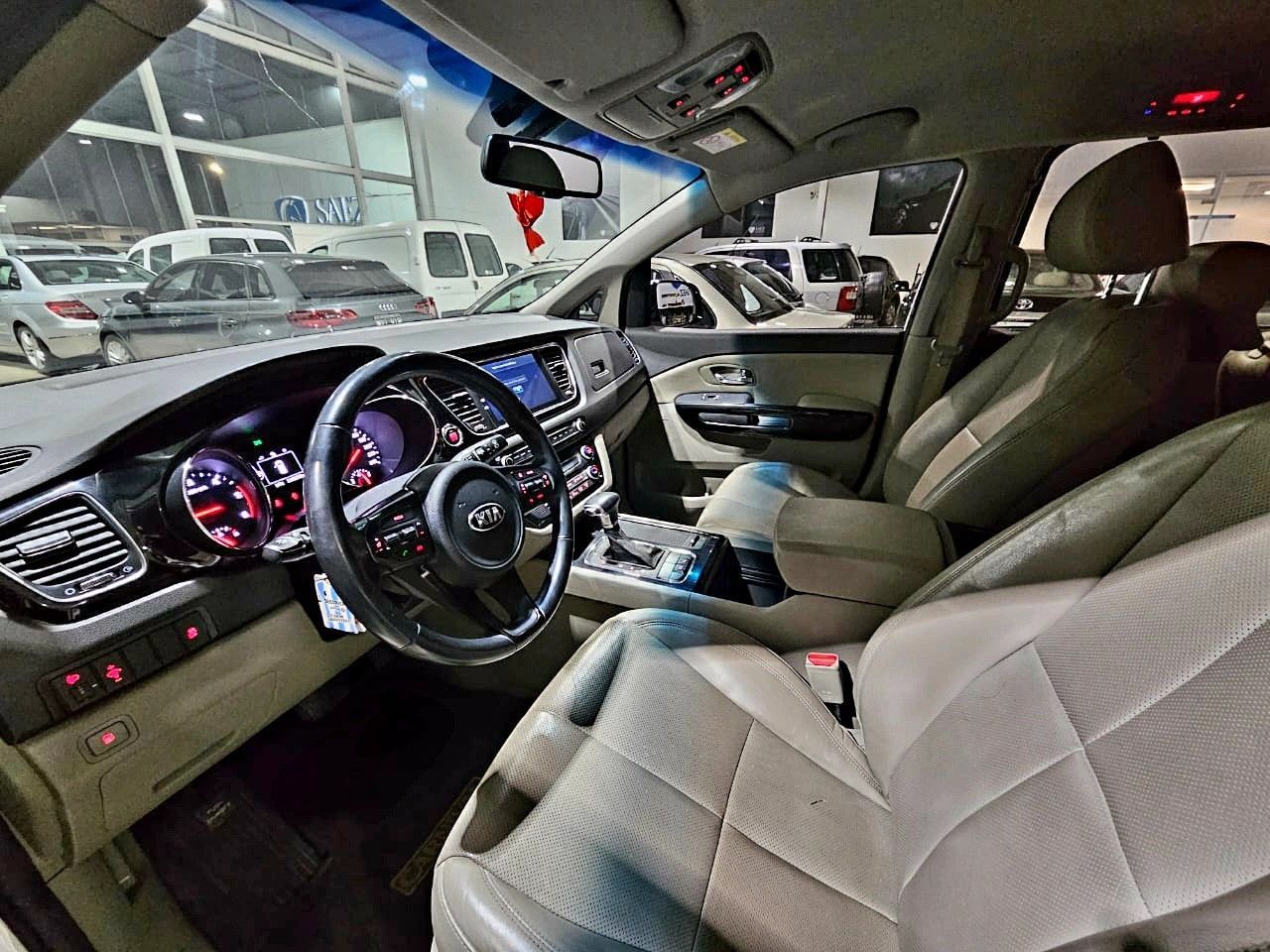 Kia Carnival Usado en Mendoza, deRuedas
